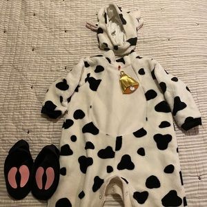 Toddler Halloween cow costume